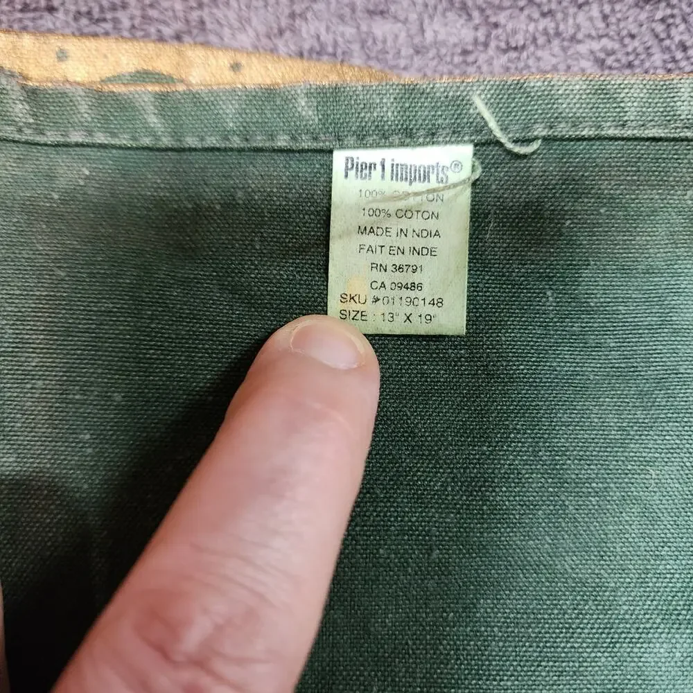 Vintage Pier 1 Imports 4 piece green cotton placemats B b48
